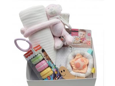 Bild zu Geschenk zur Geburt Taufgeschenk für Mädchen mit Schutzengel in Geschenkpackung