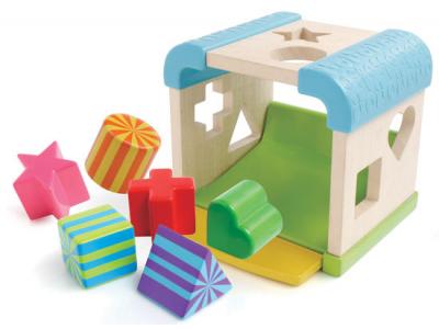 Bild zu Blue-Box Holzspielzeug Steckspiel Formenbox Haus